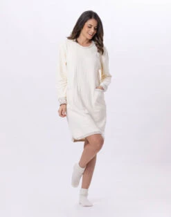 Chemise De Nuit En Coton Matelassé PILLOW 801 Ecru -Pyjama Chic Femme Magasin chemise de nuit en coton matelasse pillow 801 ecru 5