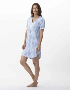 Chemise De Nuit Imprimée En Viscose élasthanne VICTORIA 701 Ciel -Pyjama Chic Femme Magasin chemise de nuit imprimee en viscose elasthanne victoria 701 ciel 2
