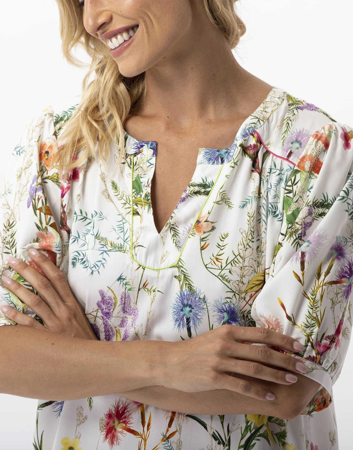 Chemise De Nuit Imprimée Fleurs En 100% Viscose RIVIERA 701 Multico 2 Chemise De Nuit Imprimée Fleurs En 100% Viscose RIVIERA 701 Multico – Image 2