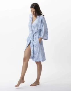 Kimono Imprimé En Viscose élasthanne VICTORIA 760 Ciel -Pyjama Chic Femme Magasin kimono imprime en viscose elasthanne victoria 760 ciel 4