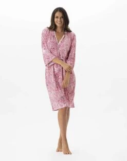 Kimono Imprimé En Viscose élasthanne VICTORIA 760 Fraise -Pyjama Chic Femme Magasin kimono imprime en viscose elasthanne victoria 760 fraise 2