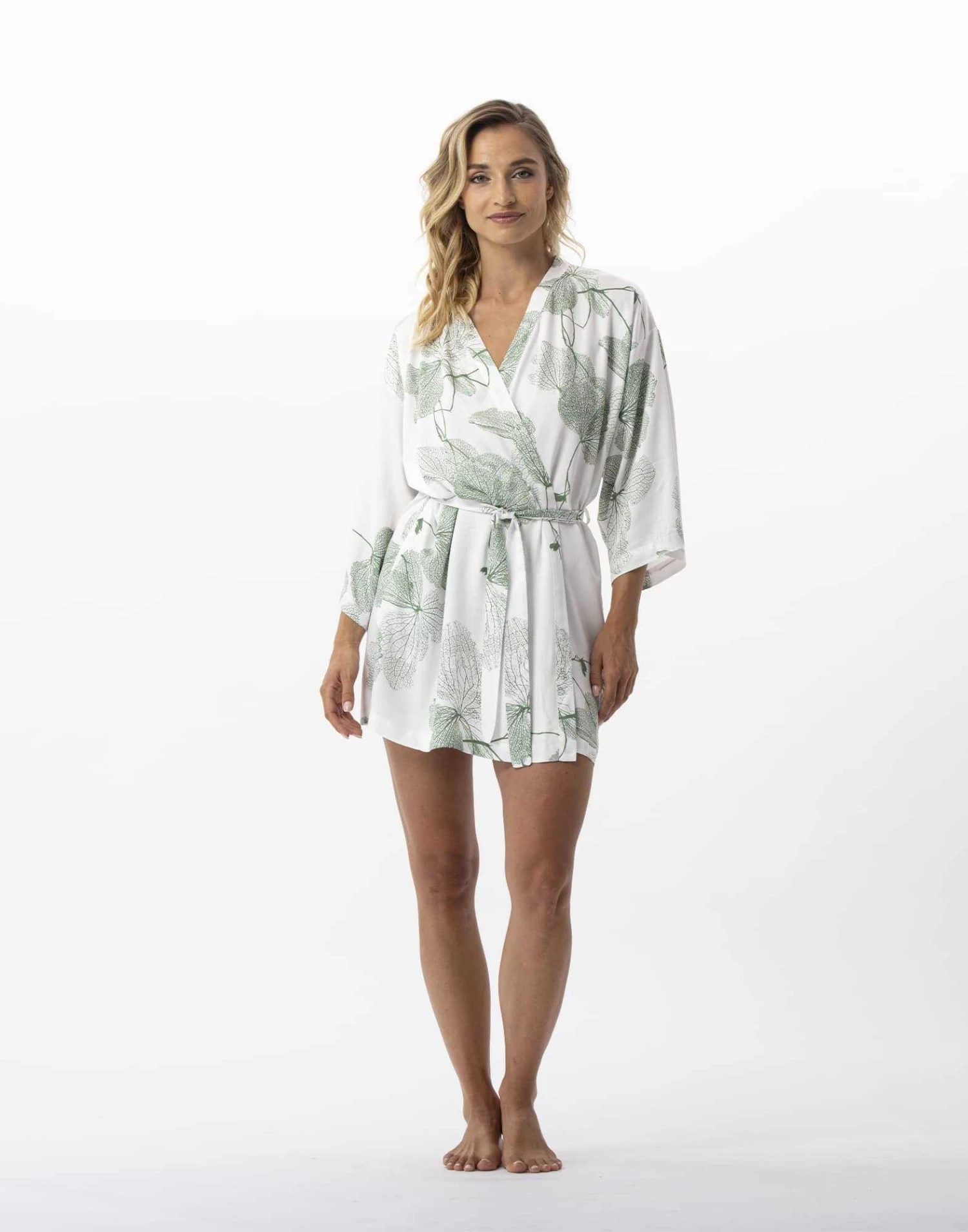 Kimono Motif Végétal En 100% Viscose GINKGO 760 Kaki 1 Kimono Motif Végétal En 100% Viscose GINKGO 760 Kaki