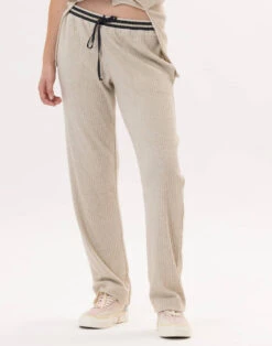 Pantalon En Maille Tricot ESMEE 880 Beige -Pyjama Chic Femme Magasin pantalon en maille tricot esmee 880 beige 2