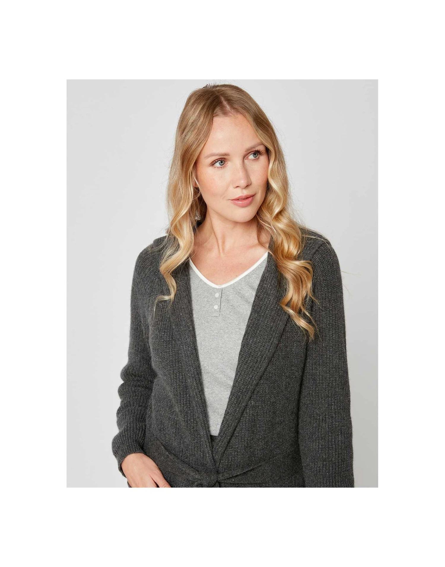 Peignoir En Cachemire Col Châle à Capuche Souple Anthracite 2 Peignoir En Cachemire Col Châle à Capuche Souple Anthracite – Image 2