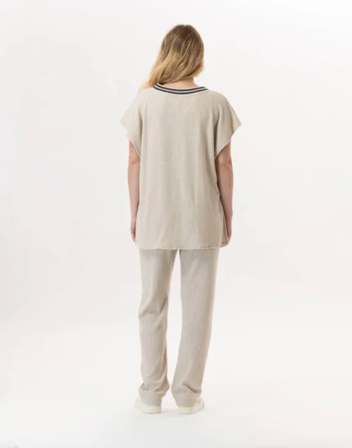 Poncho Pull En Maille Tricot ESMEE 831 Beige 12 Poncho Pull En Maille Tricot ESMEE 831 Beige -Pyjama Chic Femme Magasin poncho pull en maille tricot esmee 831 beige 5