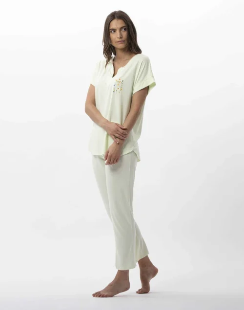 Pyjama Pantacourt En Coton Modal RIVIERA 702 Anis 8 Pyjama Pantacourt En Coton Modal RIVIERA 702 Anis -Pyjama Chic Femme Magasin pyjama pantacourt en coton modal riviera 702 anis 2