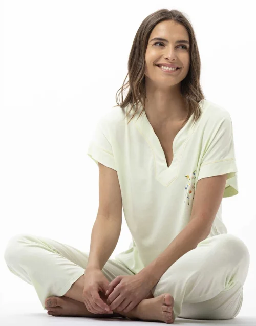 Pyjama Pantacourt En Coton Modal RIVIERA 702 Anis 10 Pyjama Pantacourt En Coton Modal RIVIERA 702 Anis -Pyjama Chic Femme Magasin pyjama pantacourt en coton modal riviera 702 anis 4