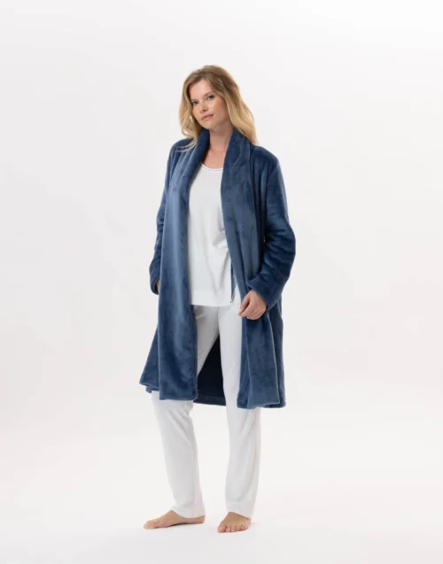 Robe De Chambre En Peluche Flanelle ESSENTIEL 855 Prusse 8 Robe De Chambre En Peluche Flanelle ESSENTIEL 855 Prusse -Pyjama Chic Femme Magasin robe de chambre en peluche flanelle essentiel 855 prusse 2