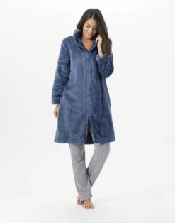 Robe De Chambre En Peluche Flanelle ESSENTIEL H56B Prusse 8 Robe De Chambre En Peluche Flanelle ESSENTIEL H56B Prusse -Pyjama Chic Femme Magasin robe de chambre en peluche flanelle essentiel h56b prusse 2
