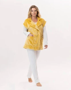 Veste En Peluche Flanelle ESSENTIEL 876 Pollen -Pyjama Chic Femme Magasin veste en peluche flanelle essentiel 876 pollen 2