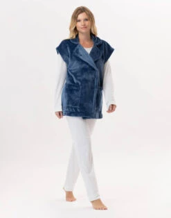 Veste En Peluche Flanelle ESSENTIEL 876 Prusse -Pyjama Chic Femme Magasin veste en peluche flanelle essentiel 876 prusse 3