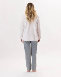 Veste En Peluche Flanelle ESSENTIEL H73RL Poudre 9 Veste En Peluche Flanelle ESSENTIEL H73RL Poudre -Pyjama Chic Femme Magasin veste en peluche flanelle essentiel h73rl poudre 4