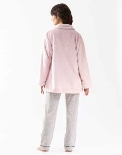 Veste En Peluche Flanelle ESSENTIEL H77A Bois De Rose 10 Veste En Peluche Flanelle ESSENTIEL H77A Bois De Rose -Pyjama Chic Femme Magasin veste en peluche flanelle essentiel h77a bois de rose 4