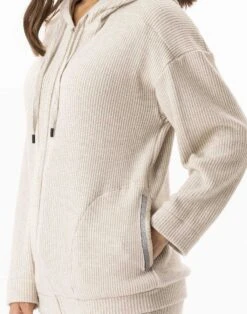 Veste Sweat Zippée En Maille Tricot Lurex FRILEUSE 670 Beige -Pyjama Chic Femme Magasin veste sweat zippee en maille tricot lurex frileuse 670 beige 2